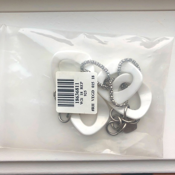 Silver & white bracelet - Picture 5 of 6